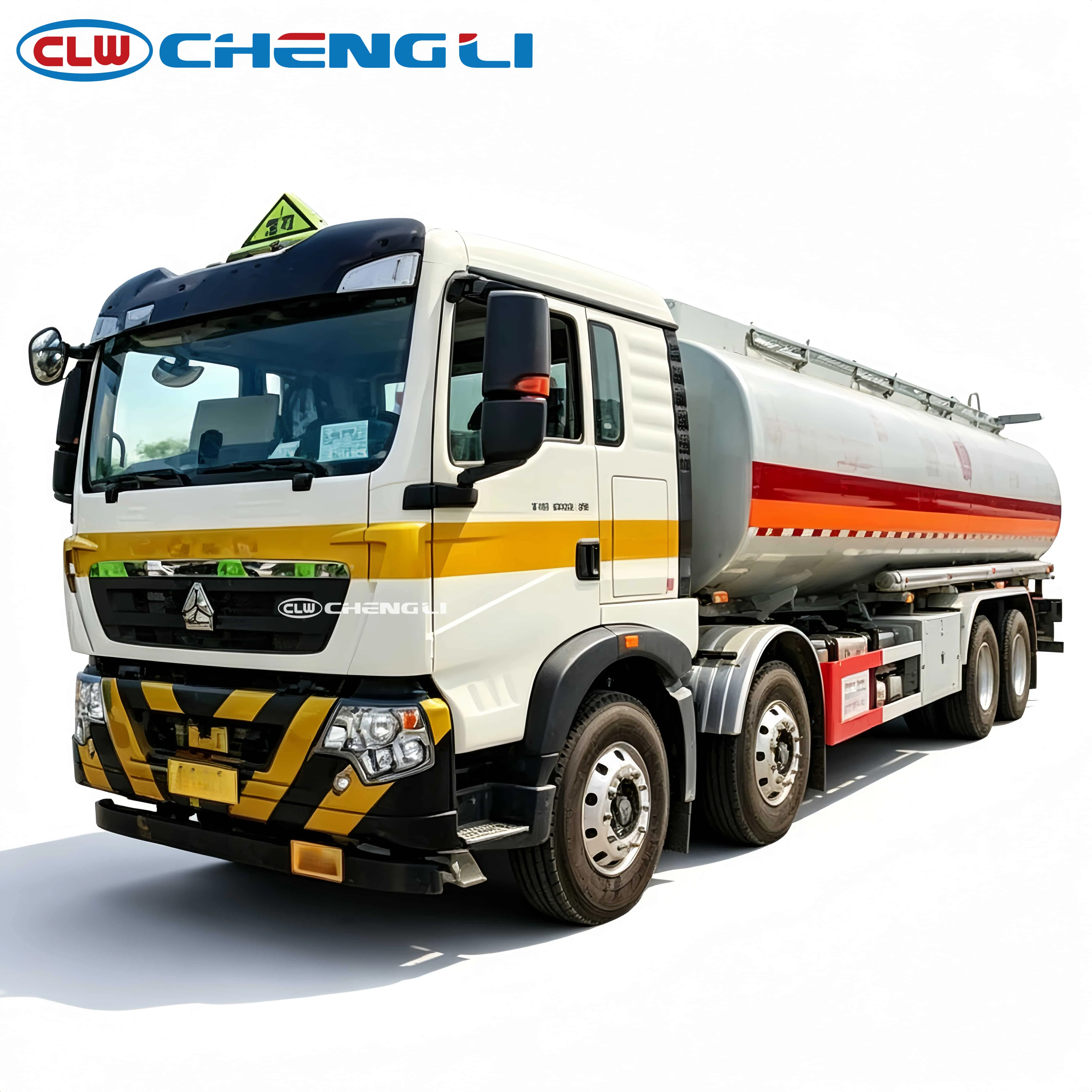 Camion-citerne à carburant HOWO Modèle lourd pour le transport de produits pétroliers, d'huile/diesel Tx7 350HP 8X4 30cbm 32tons 30000L pictures & photos