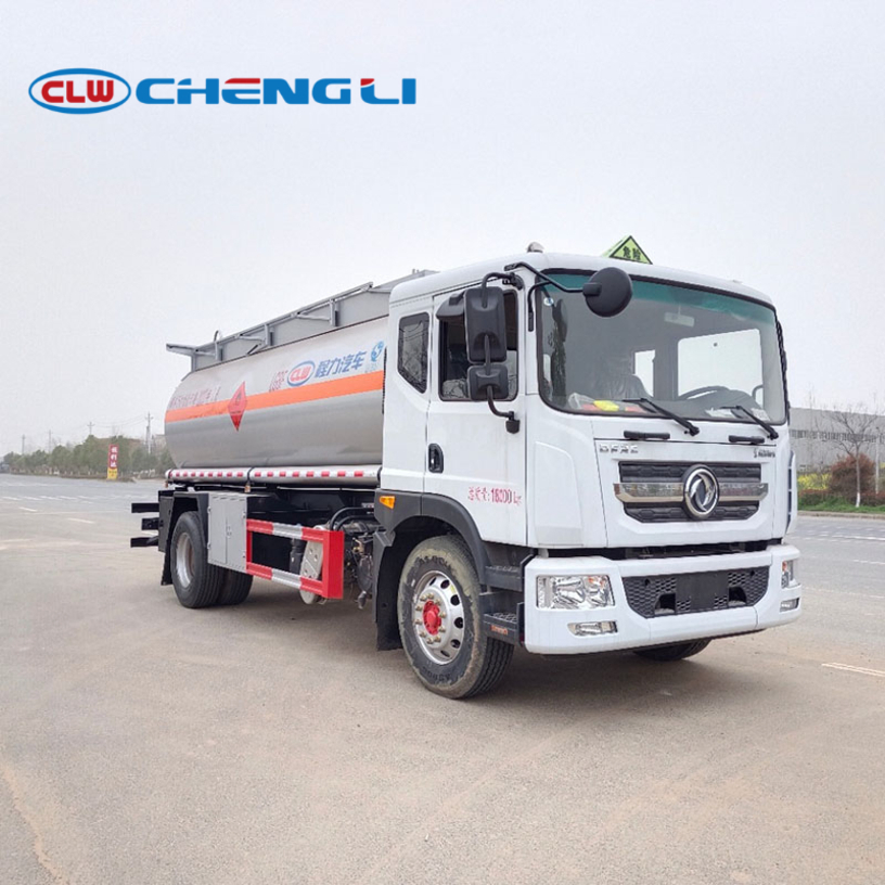 Camion-citerne de transport et de livraison de produits pétroliers diesel et essence Dongfeng 4X2 Heavy Duty 15000L pictures & photos