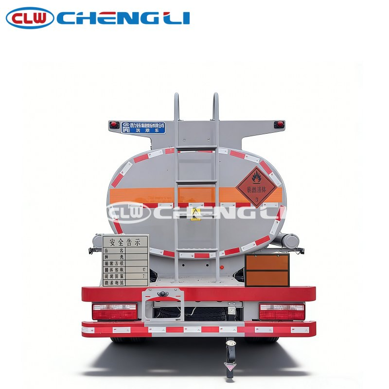 Camion-citerne carburant Shacman 4×2 · 5.9 m³