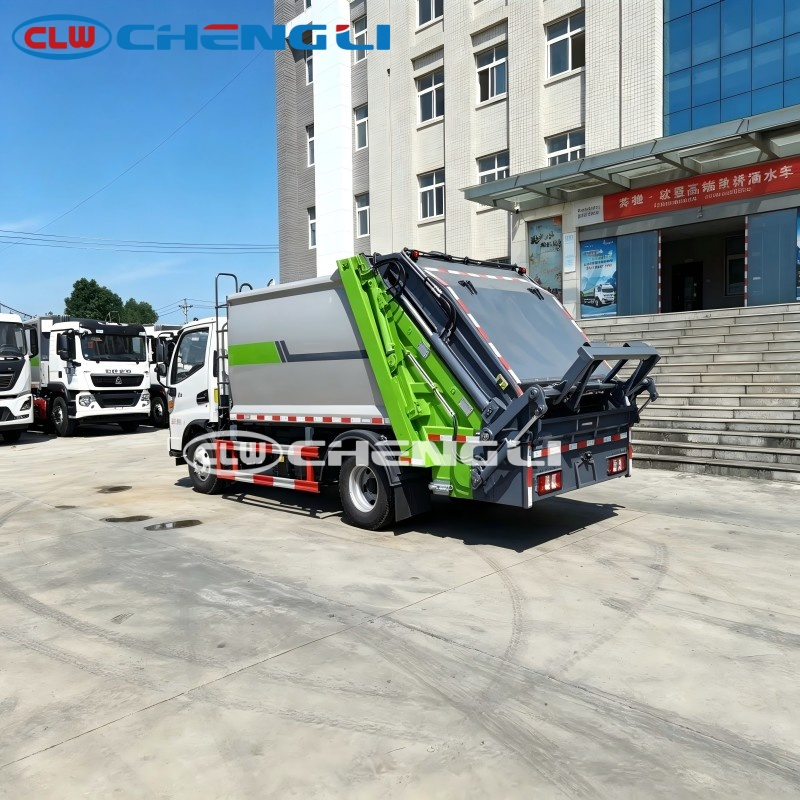 Benne à ordures ménagères JAC 4×2 · 8 m³