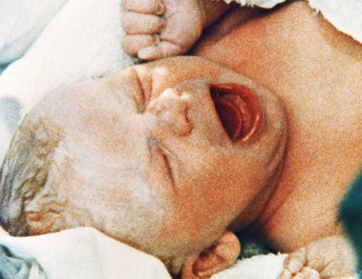 代怀微信-幼稚子宫吃什么促进发育？促进子宫发育的食物有哪些？